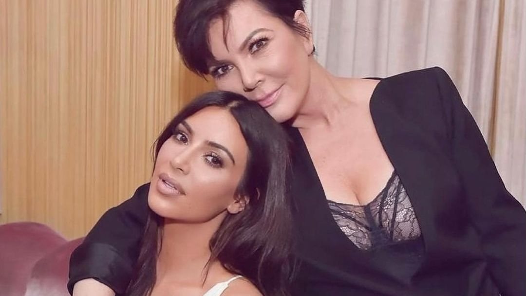 كيم كاردشيان ووالدتها