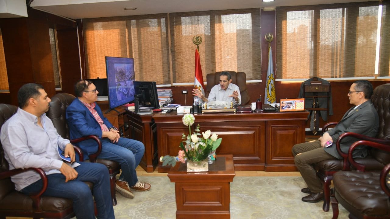 محافظ الغربية 