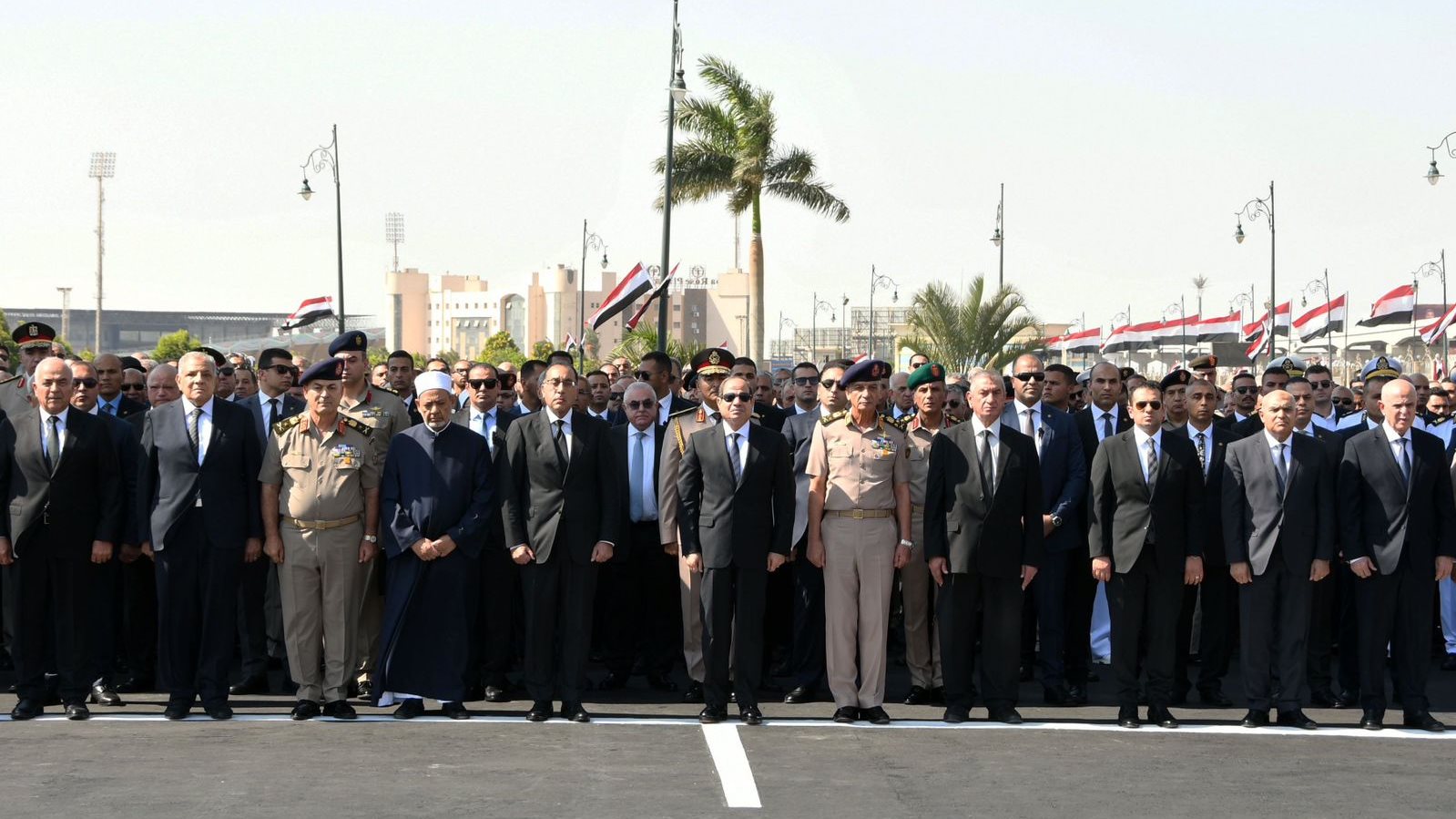 السيسي يتقدم الجنازة العسكرية للواء محمد أمين