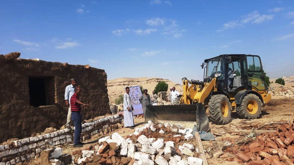 جهود وأنشطة المحليات بأسوان