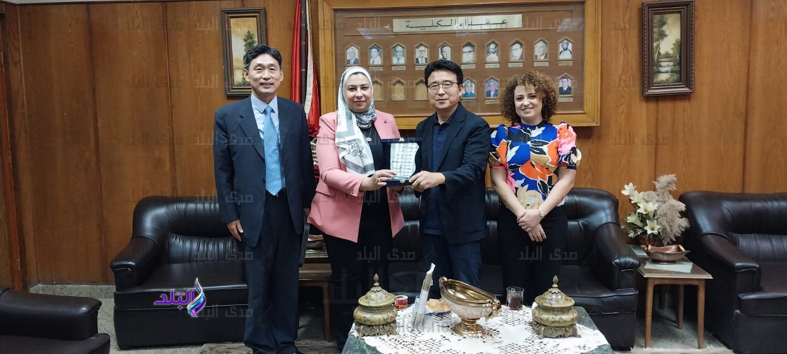 عميد ألسن عين شمس تستقبل الفنان الكورى العالمي كانغ ايك جونغ