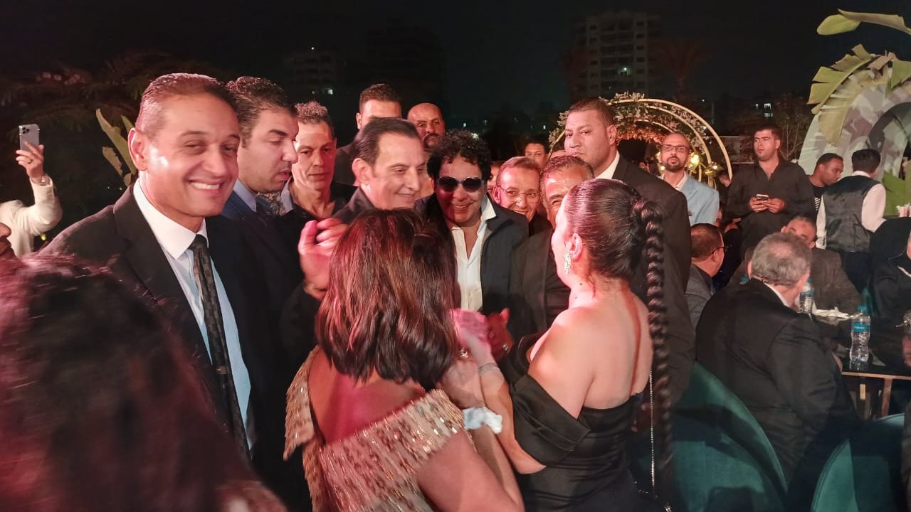 محمد منير مع طارق علام