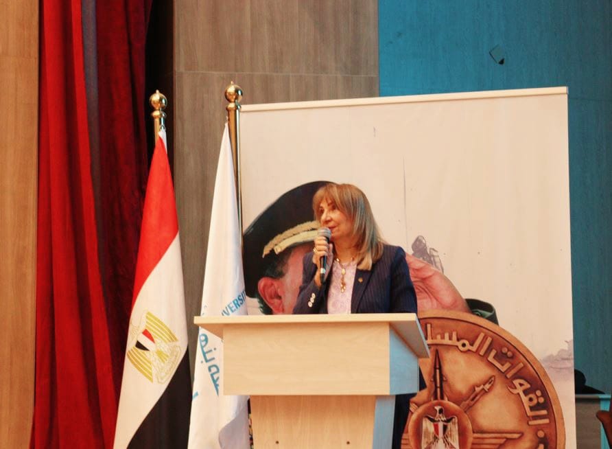 د.سهير شعراوى نائب رئيس مجلس أمناء جامعة بنها الأهلية