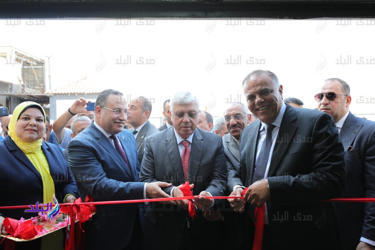 وزير التعليم العالي يفتتح عدة مشروعات طبية2