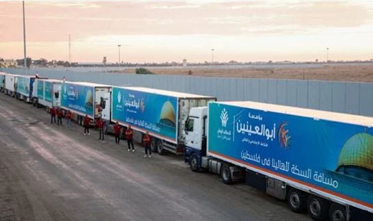 مساعدات لأهل غزة 