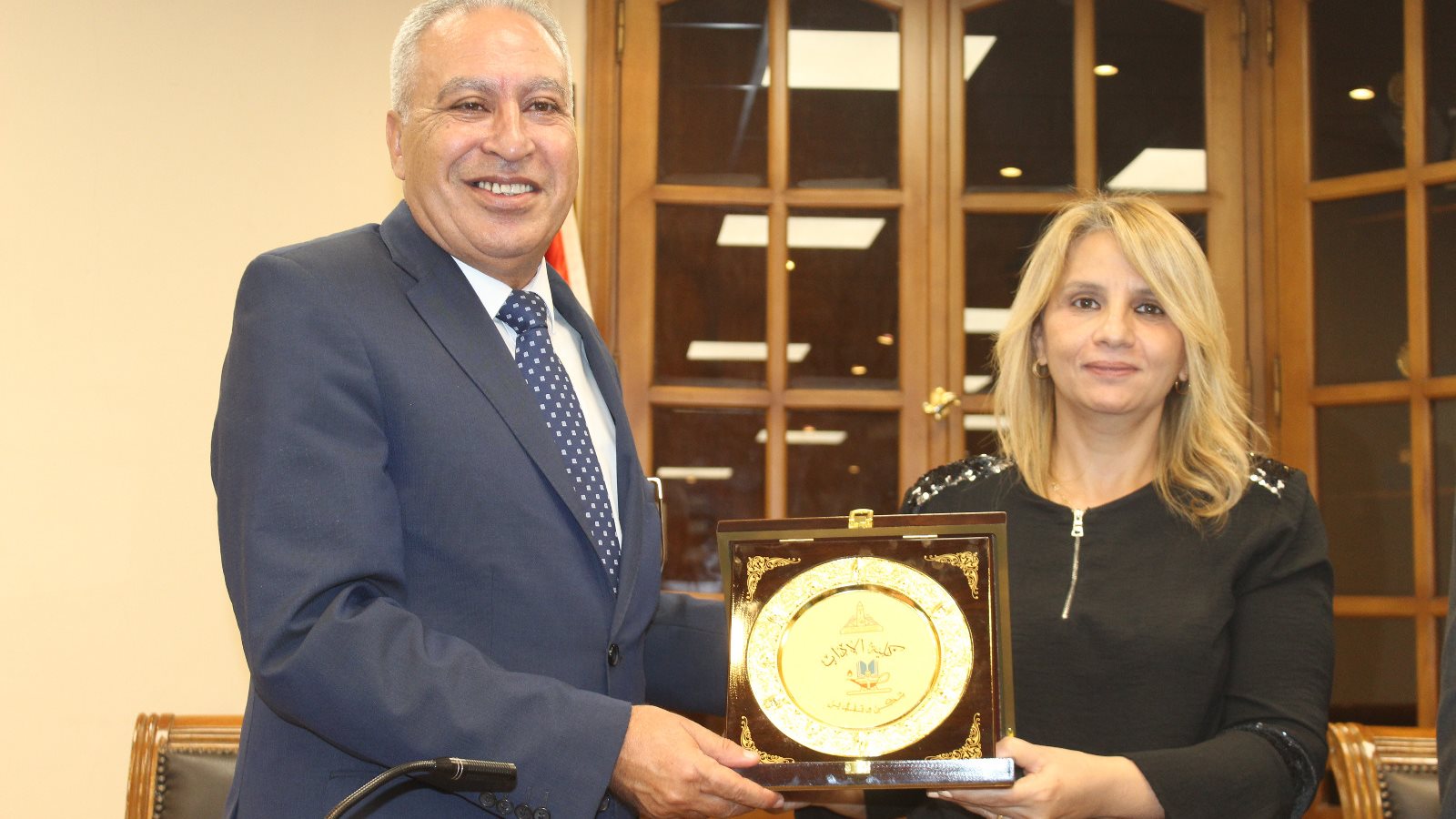 جامعة عين شمس 