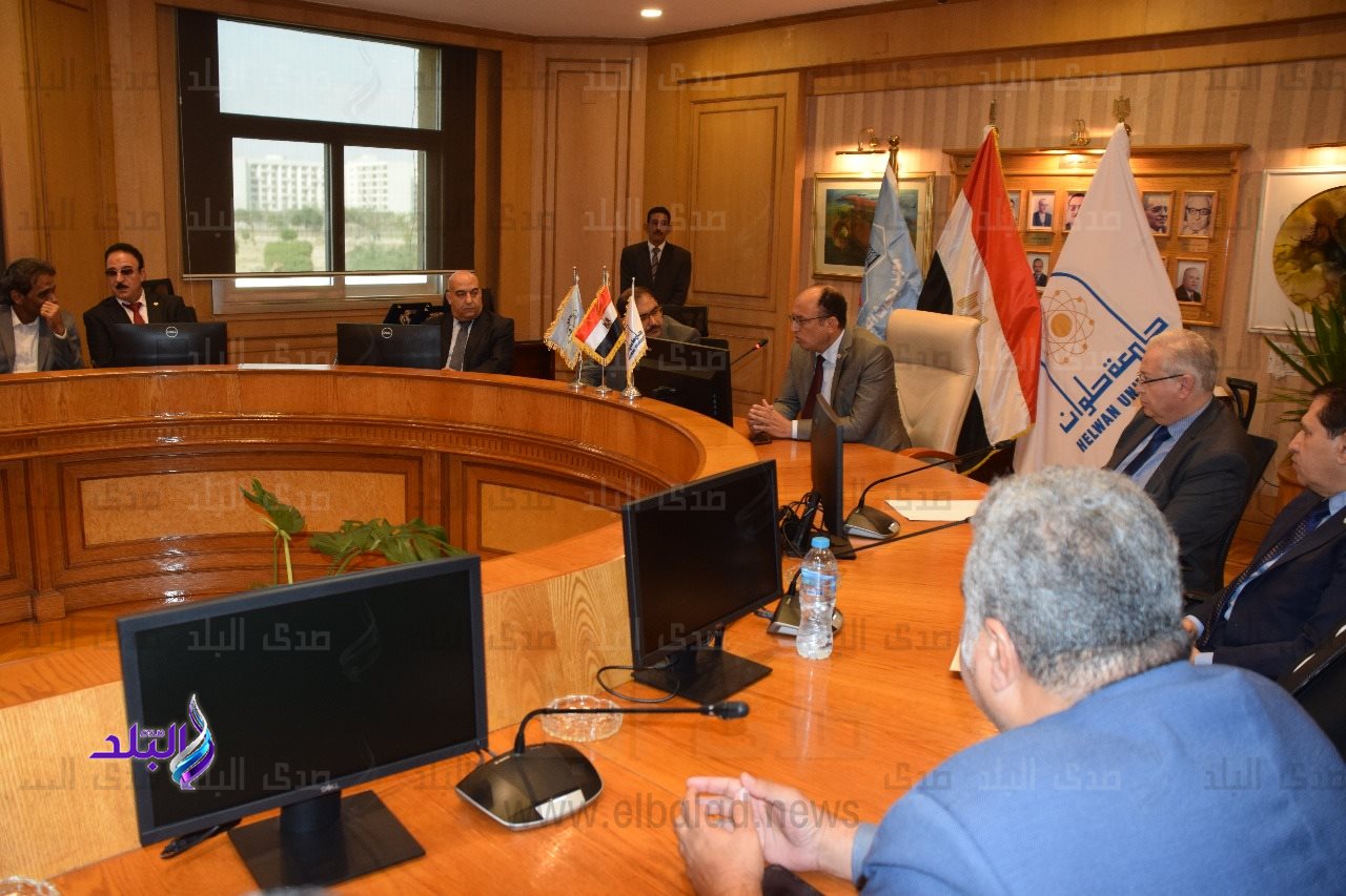 جامعة حلوان ومعهد بحوث البترول يوقعان بروتوكول تعاون للارتقاء بالبحث العلمي ودعم الابتكار3