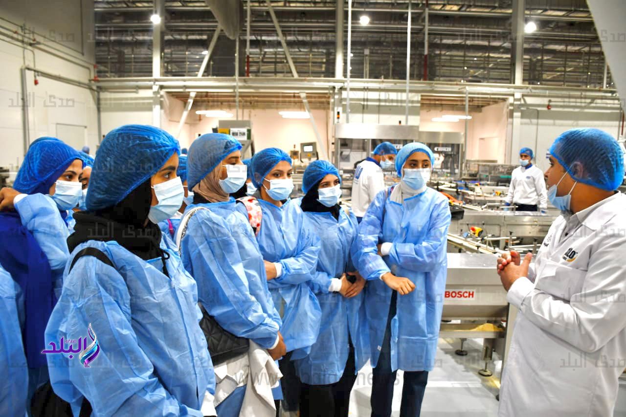 طلاب جامعة ٦ أكتوبر التكنولوجية في زيارة إلى شركة سايلو فودز