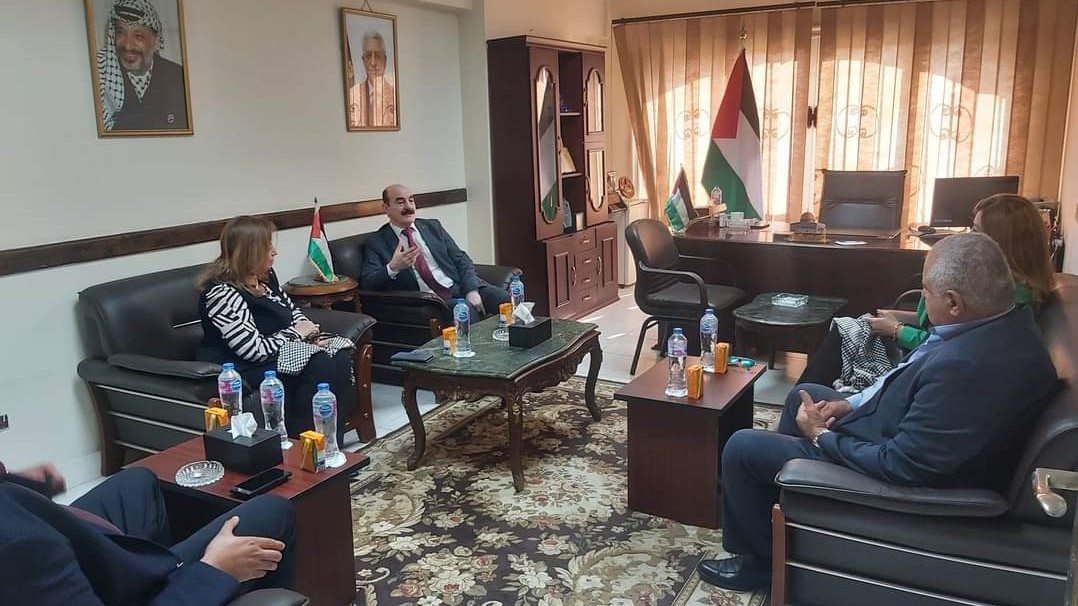 وفد من المجتمع المدني بالقنصلية الفلسطينية
