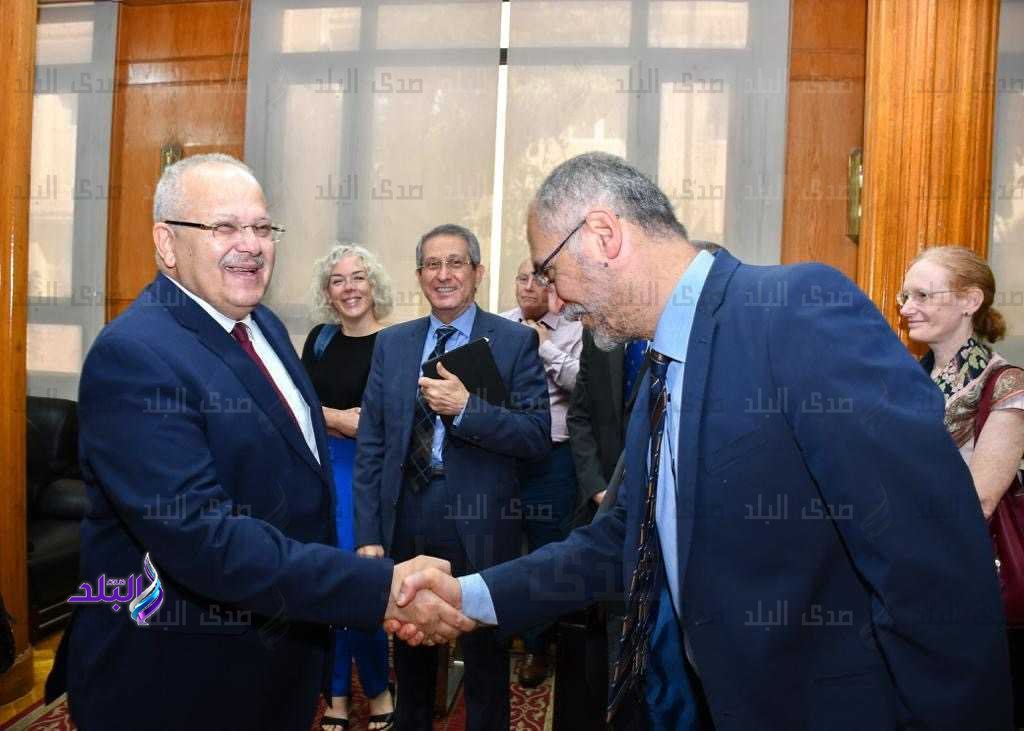 الخشت يشهد فعاليات اليوم العلمى للتعليم والتدريب الطبى1