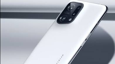 اشتري أقوى موبايل فلاجشيب Oppo بسعر أرخص من هواتف الفئة المت