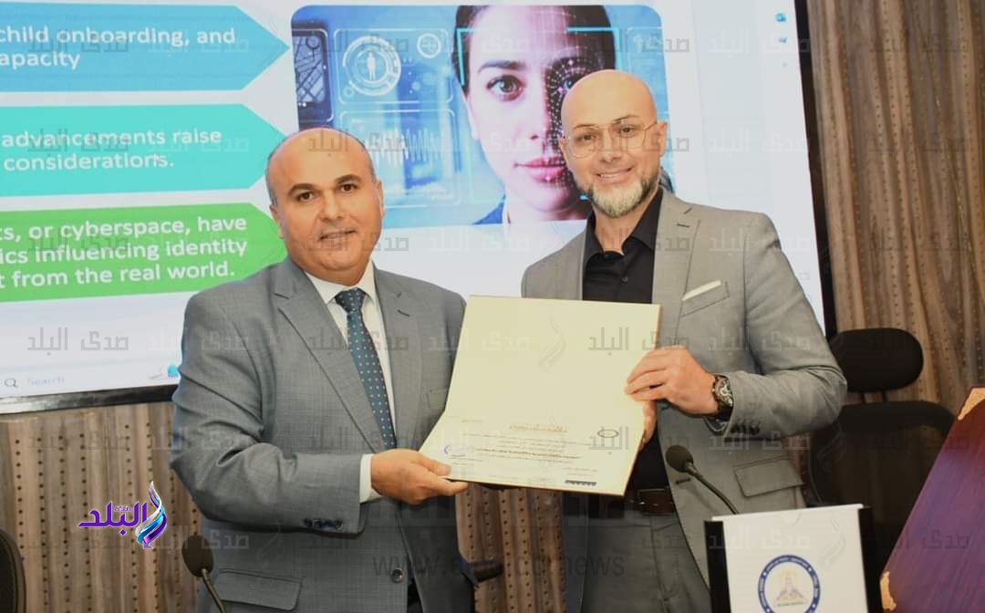 حقوق عين شمس تختتم مؤتمرها العلمي الدولى حول التحديات والآفاق القانونية والاقتصادية للذكاء الاصطناعى2