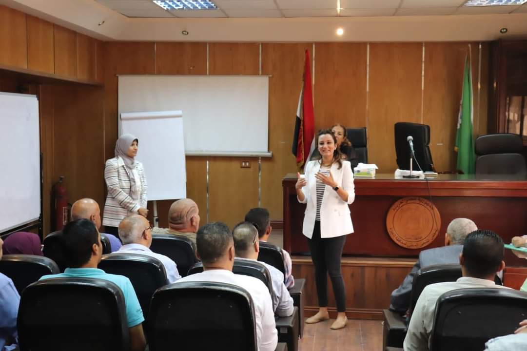 هند عبد الحليم نائب محافظ الجيزة