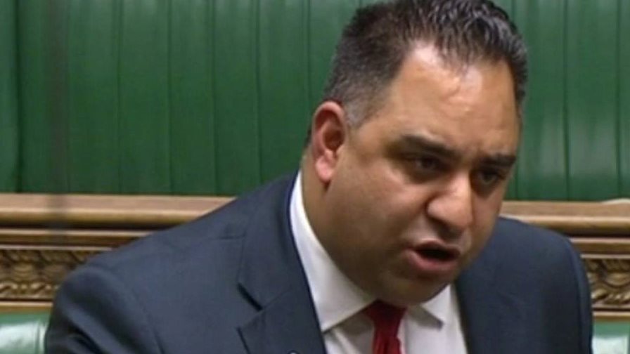 نائب بريطاني