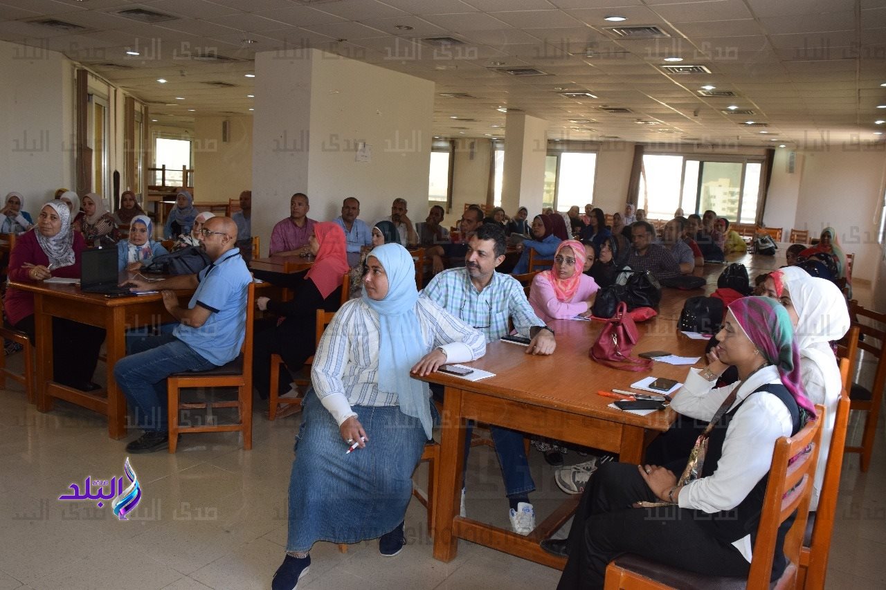 جامعة حلوان تنظم دورة تدريبية حول مدونة السلوك الوظيفي لتطوير الأداء2