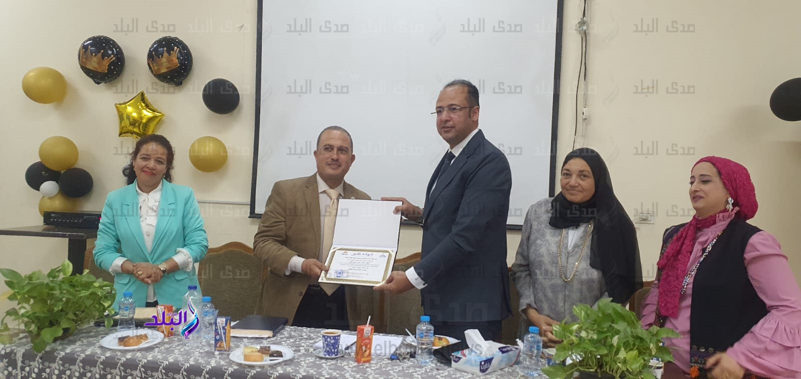 ندوة لمركز بحوث الشرق الأوسط بكلية التربية