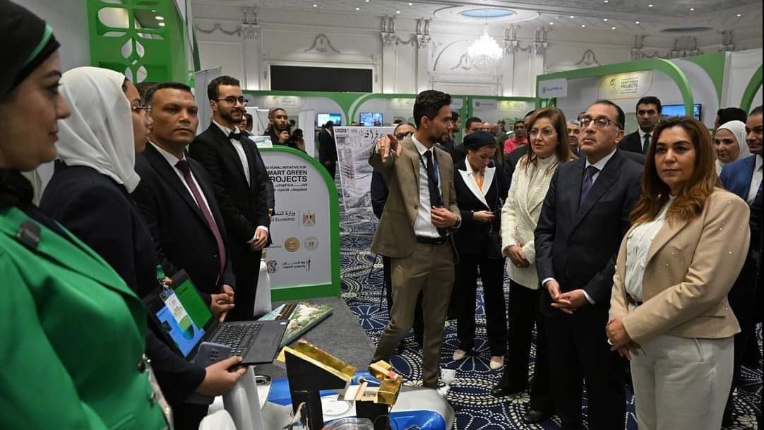 منال عوض محافظ دمياط