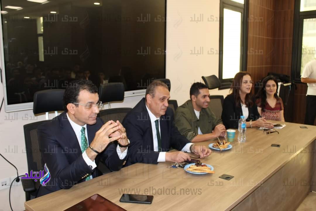 مهارات الإعلامي الرياضي ورشة عمل بإعلام عين شمس