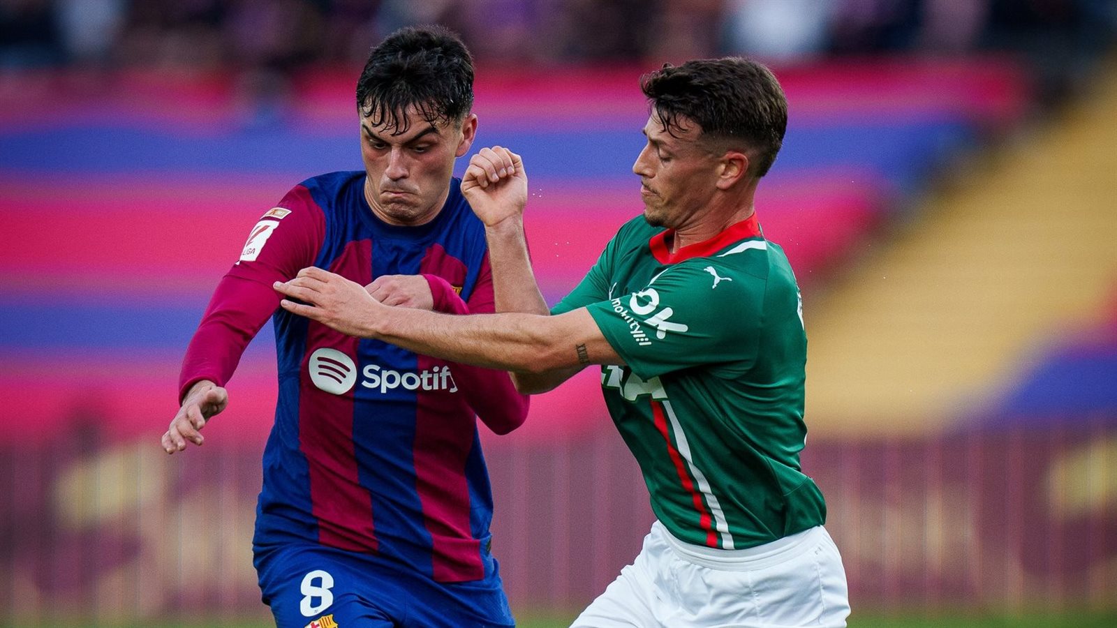 برشلونة وألافيس برشلونة وألافيس