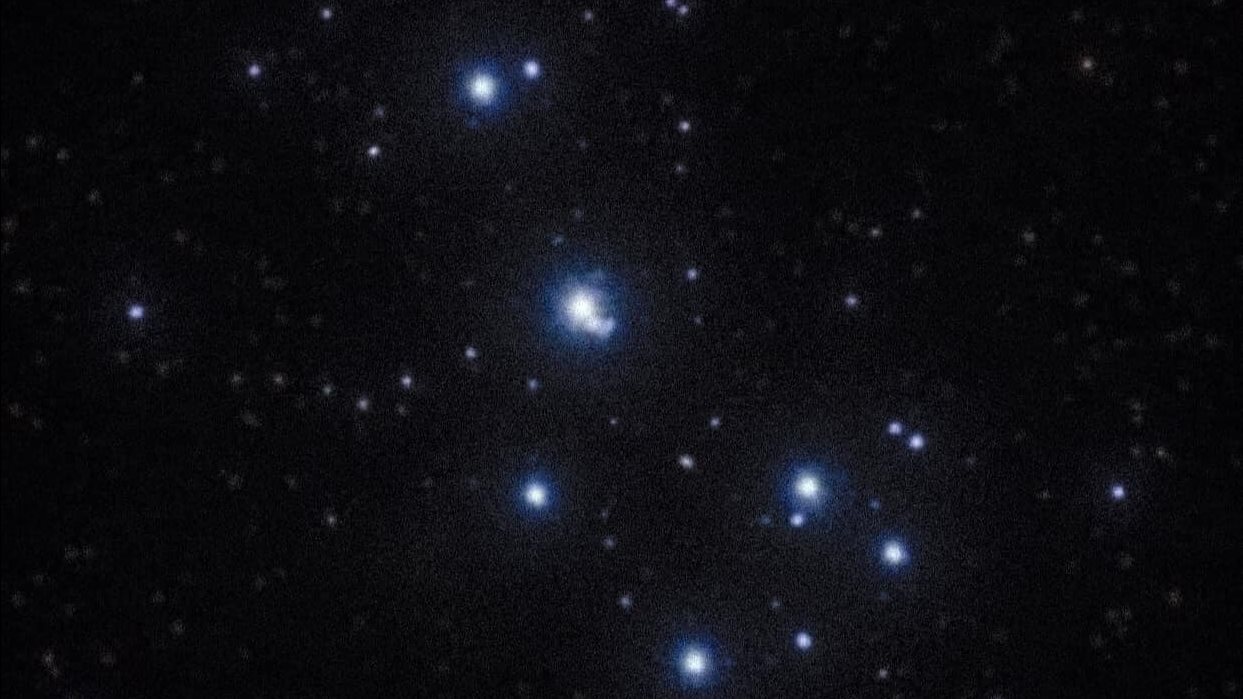 نجوم الثريا