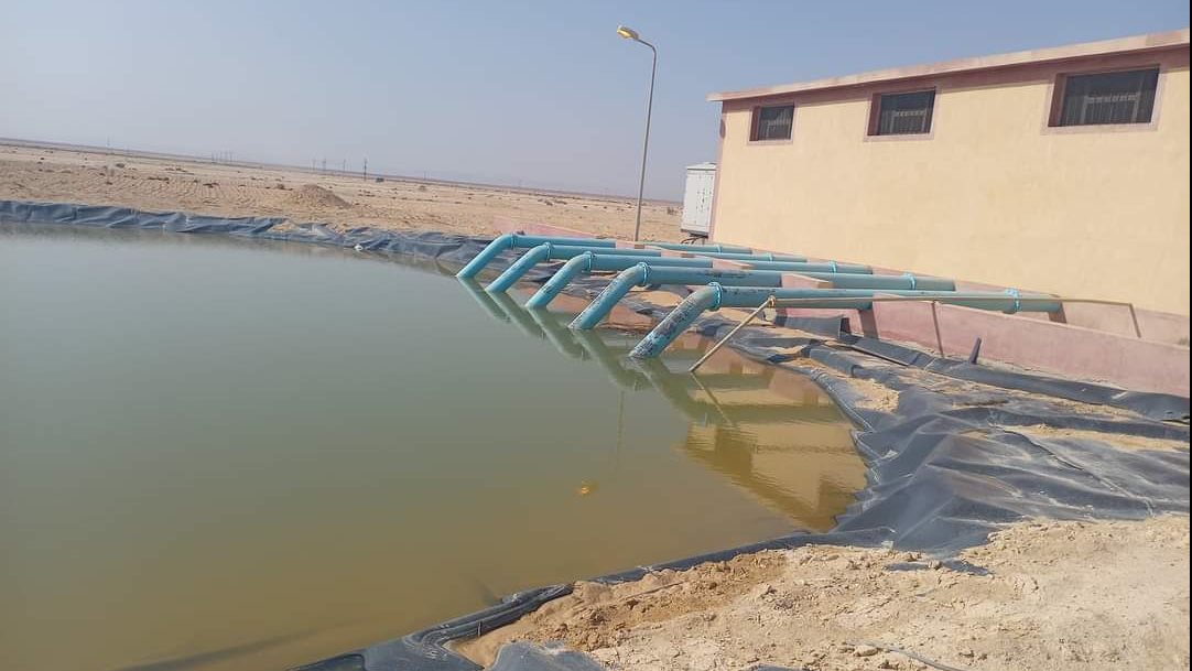 تشغيل محطات رفع المياه بالتجمع التنموي بنخل