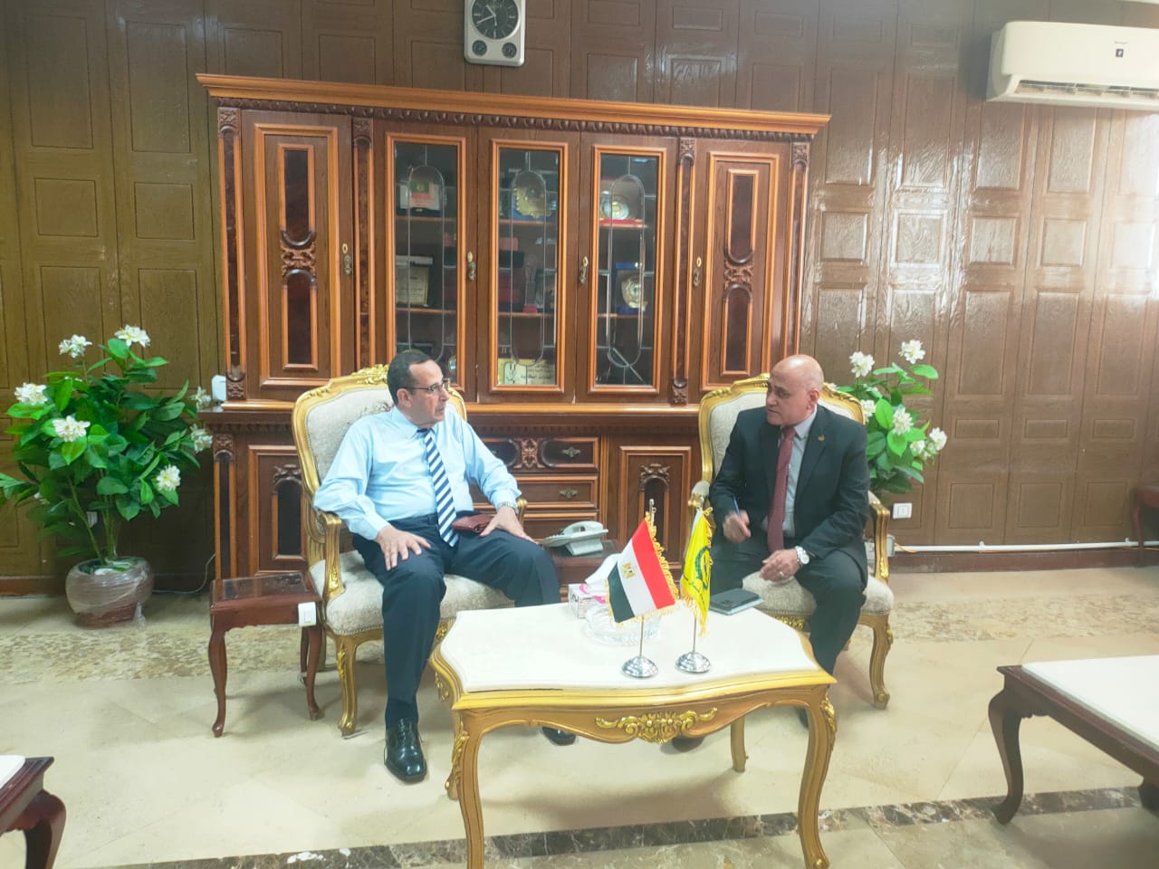 رئيس جهاز تعمير سيناء في سيناء 