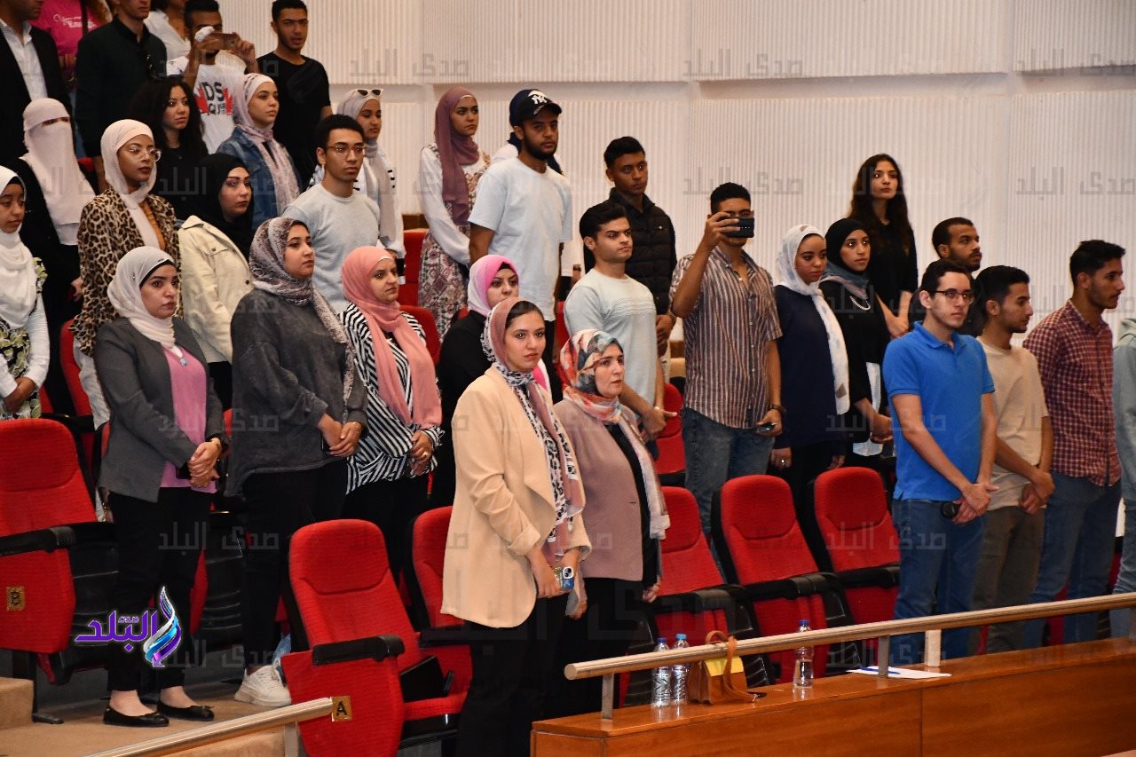 جامعة حلوان تستضيف ندوة نعم للمشاركة.. خليك إيجابي لتوعية الشباب3