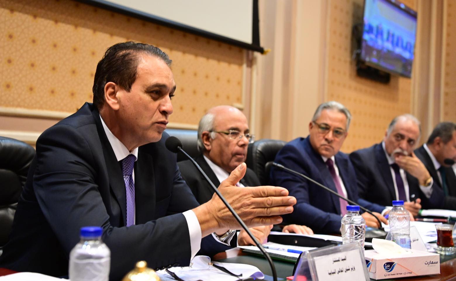  اللجنة البرلمانية المشتركة من لجنة الإسكان والمرافق