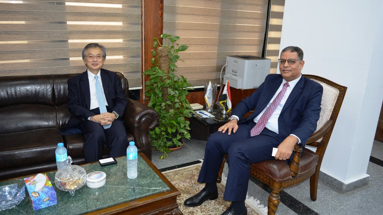 د. إسلام أبو المجد وسفير اليابان بالقاهرة 