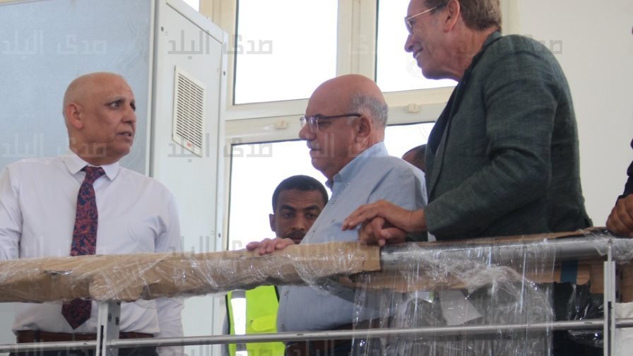  وفد الوكالة الأمريكية للتنمية الدولية يتفقد مياه الشرب 