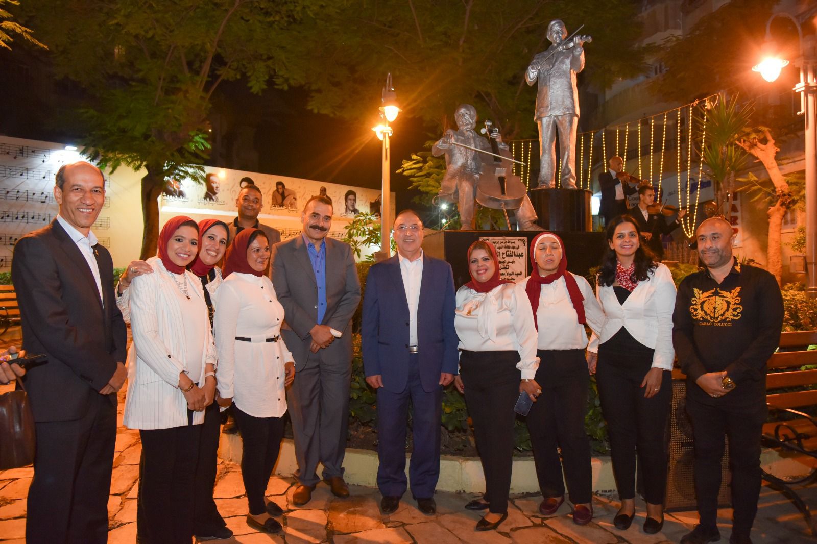 محافظ الاسكندرية يتفقد تطوير ميادين حي شرق