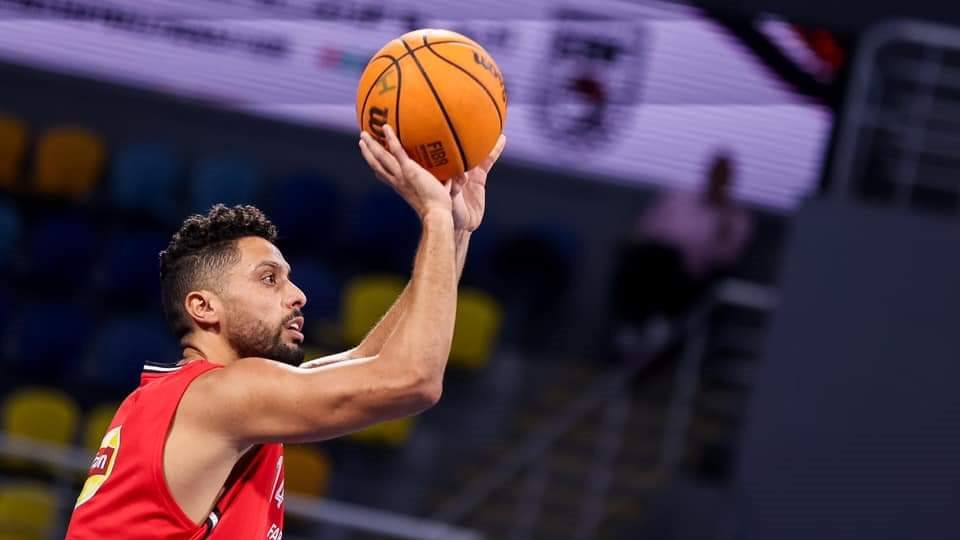  أحمد مهيب لاعب الفريق الأول لكرة السلة رجال بالنادي الأهلي
