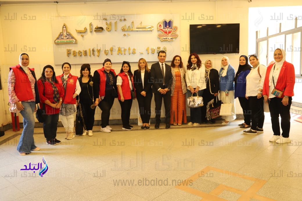 فعاليات ندوة صحتك تهمنا بكلية الاداب 