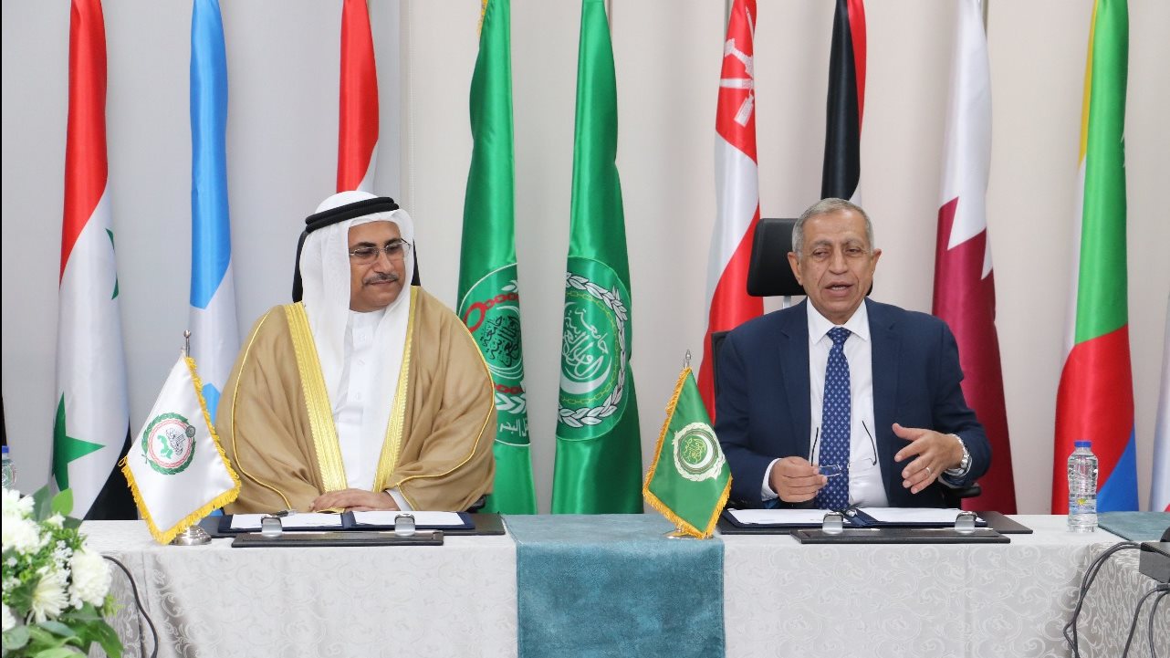 د. إسماعيل عبدالغفار وعادل العسومي 