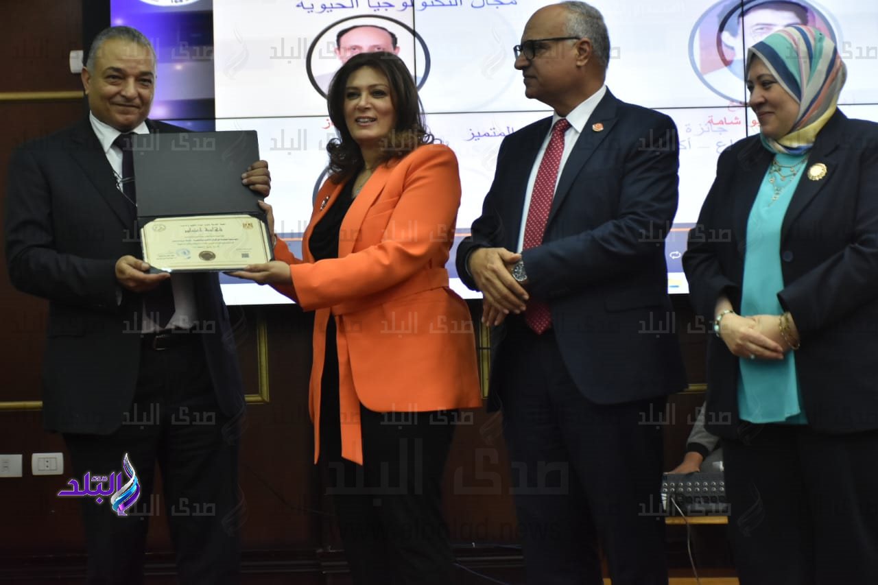 معهد البحوث والتكنولوجيا الحيويه بجامعة مدينة السادات3