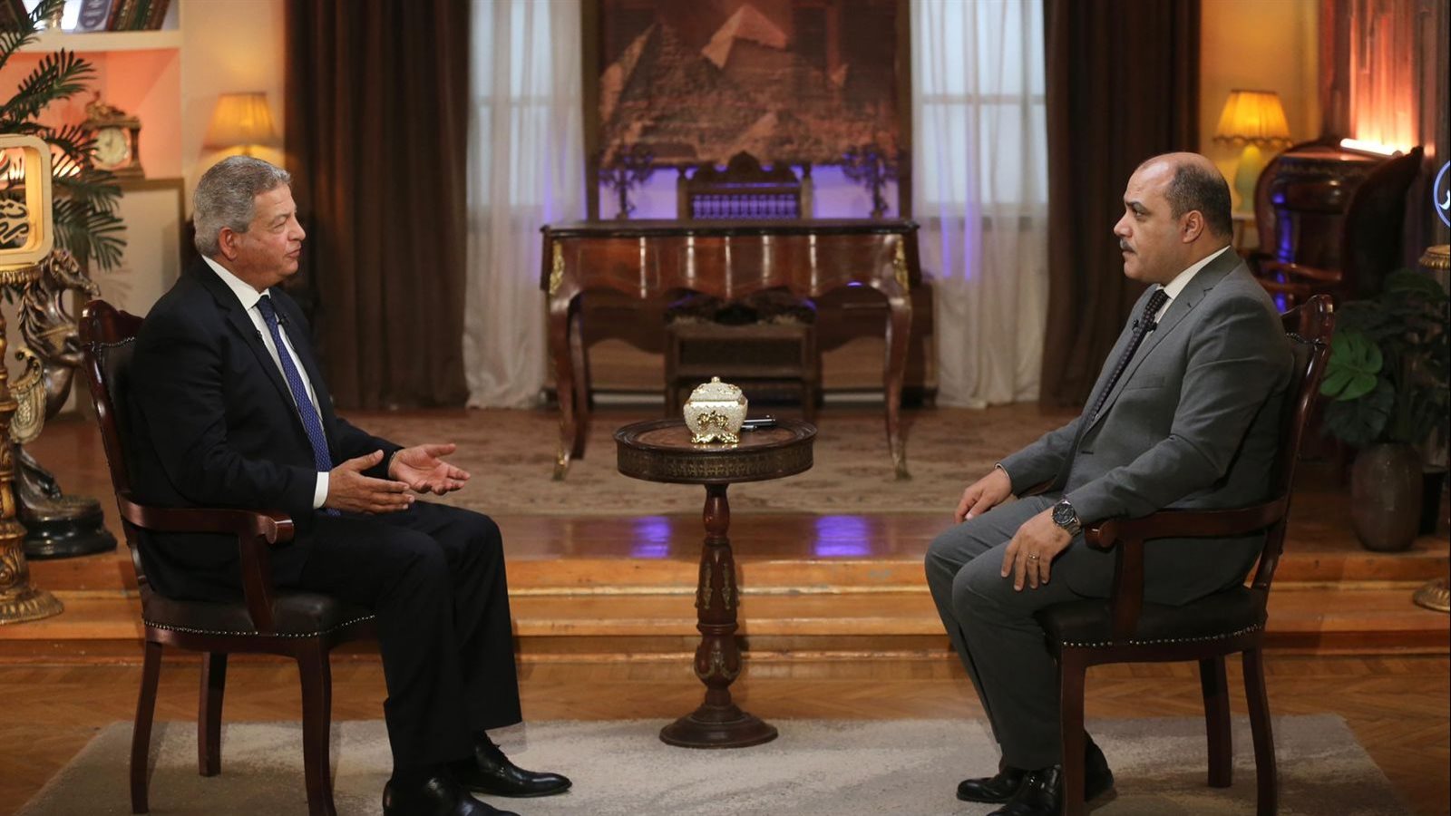 خالد عبدالعزيز 