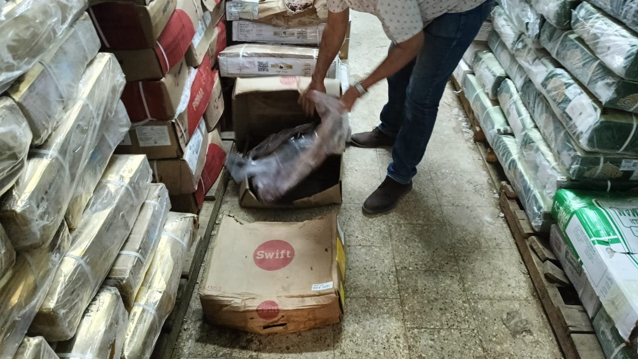 لحوم غير صالحة 