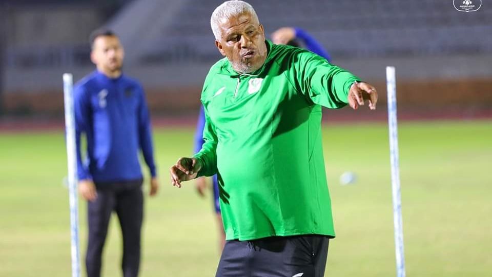 ميمي عبدالرازق 