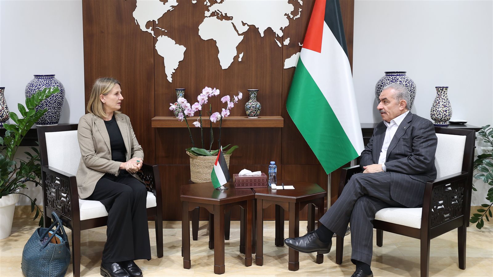 جانب من اللقاء 