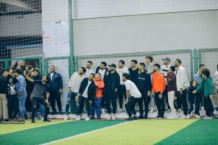 فتوح مع لاعبي الأهلي