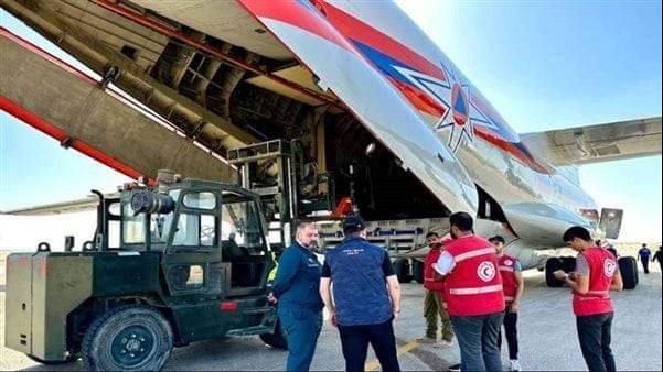 وصول الطائرات المحملة بالمساعدات الي مطار العريش 