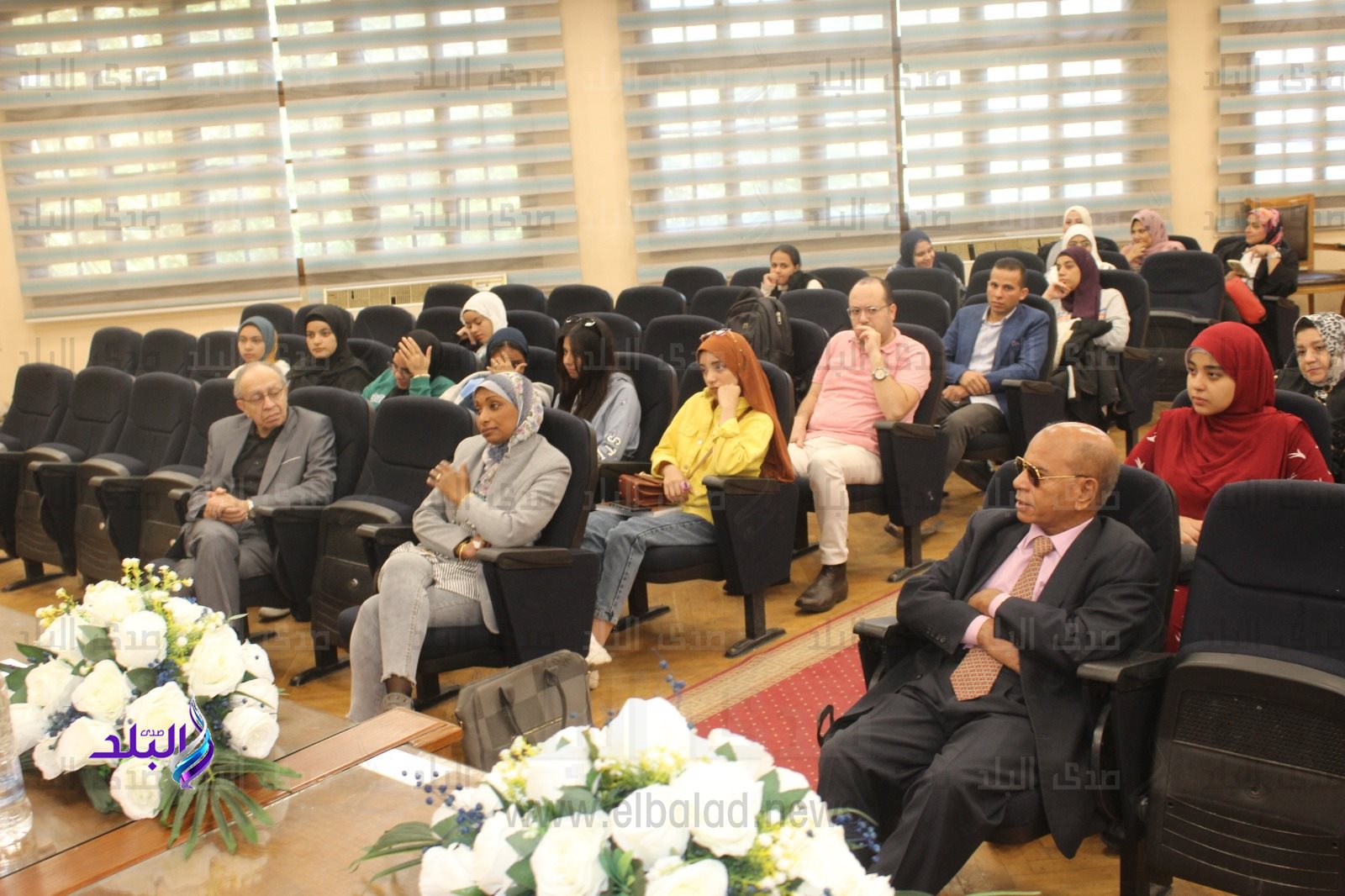 مكتب المنح والجوائز بجامعة عين شمس ينظم ندوة تعريفية بكلية الآداب 2