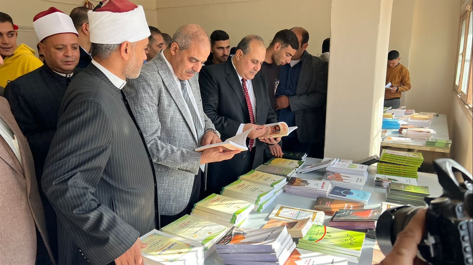 افتتاح معرض الكتاب بالتعاون مع الأعلى للشئون الإسلامية 