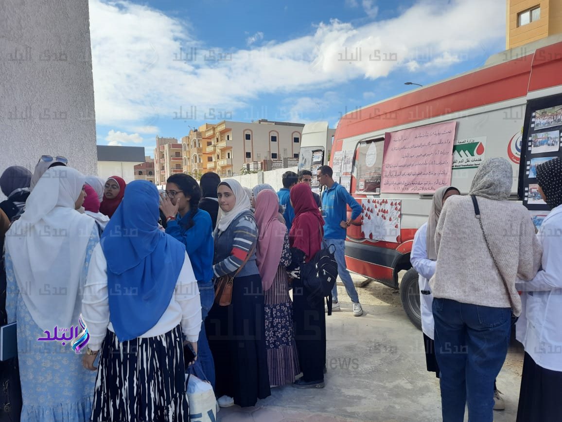 كلية التربية جامعة مدينة السادات بالتعاون مع كلية الصيدلة وبنك الدم تنظم حملة للتوعية وللتبرع بالدم8