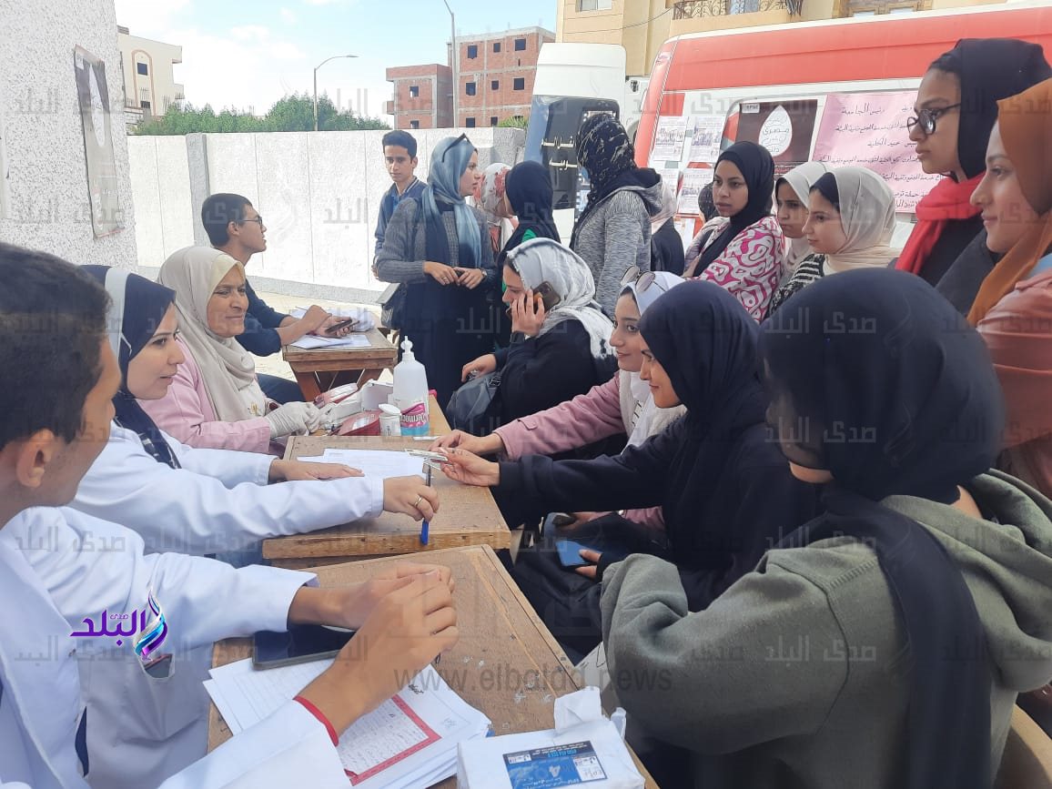 كلية التربية جامعة مدينة السادات بالتعاون مع كلية الصيدلة وبنك الدم تنظم حملة للتوعية وللتبرع بالدم4