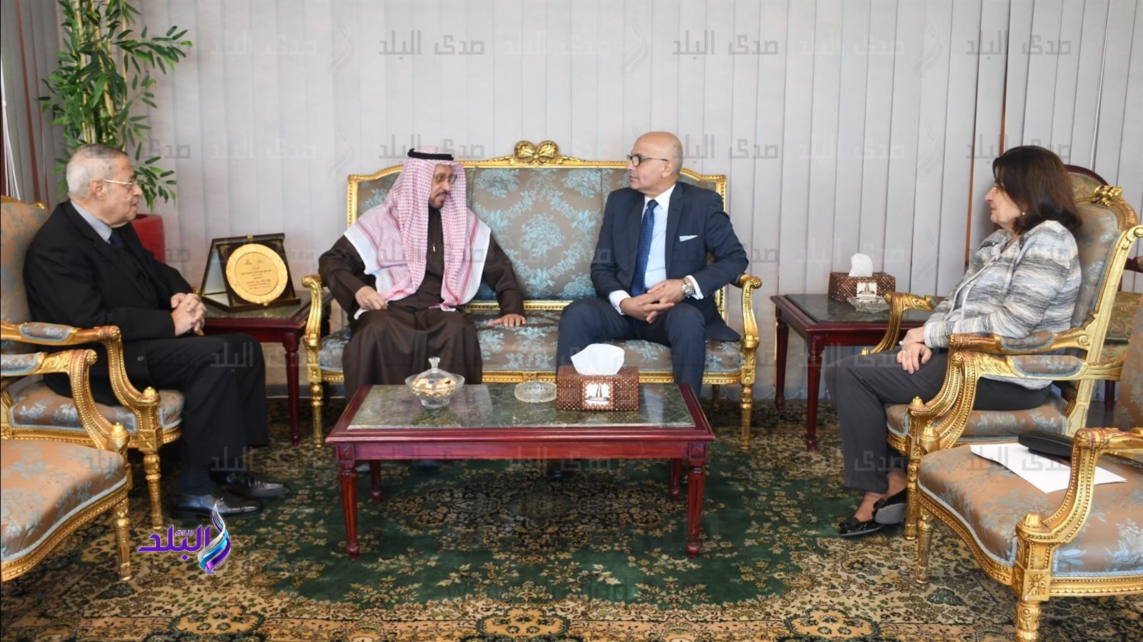 مدير مركز العلوم العربي في ضيافة جامعة عين شمس