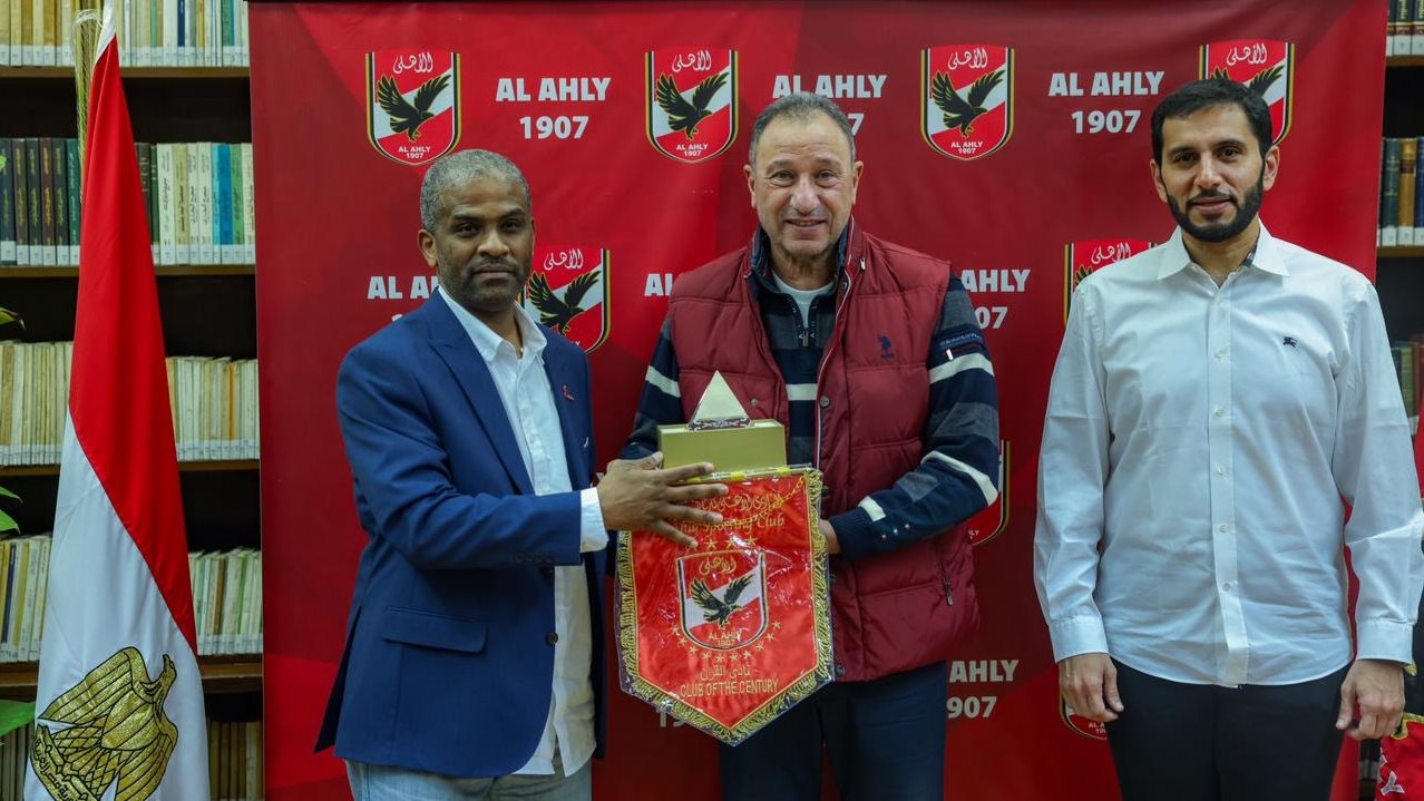 الخطيب ورئيس الاتحاد الاماراتى لكرة اليد