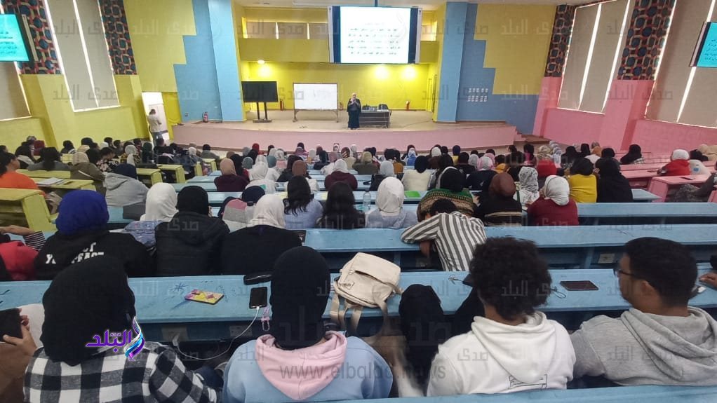 ورشة عمل مجانية عن الإرشاد الأسري بآداب عين شمس