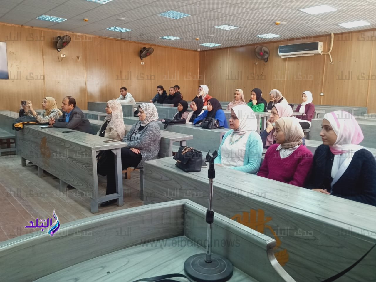 كلية التجارة جامعة مدينة السادات2