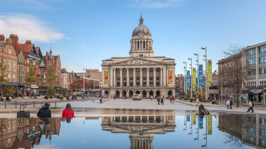 مدينة بريطانية جديدة تعلن إفلاسها